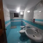 River 旅馆 地拉那
