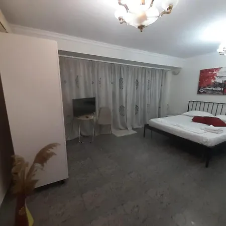 Hostel River Τίρανα